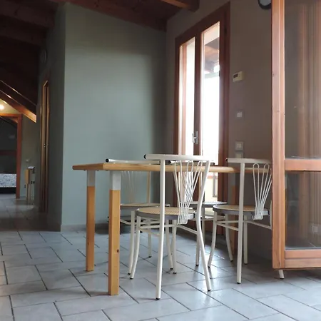 Attic Loreto ميلان