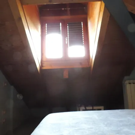 Attic Loreto * Milán
