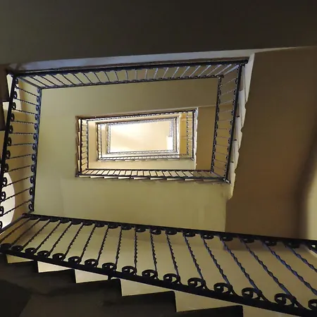 Attic Loreto Lejlighed Milano